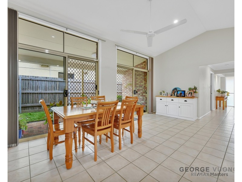 23 Moran Cr, Forest Lake QLD 4078