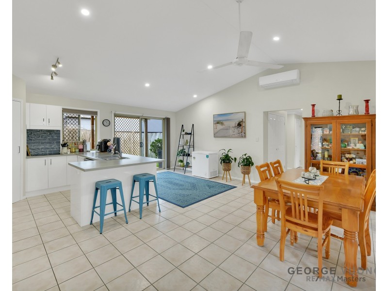 23 Moran Cr, Forest Lake QLD 4078