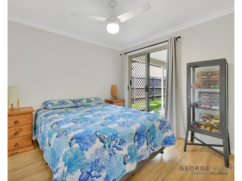23 Moran Cr, Forest Lake QLD 4078