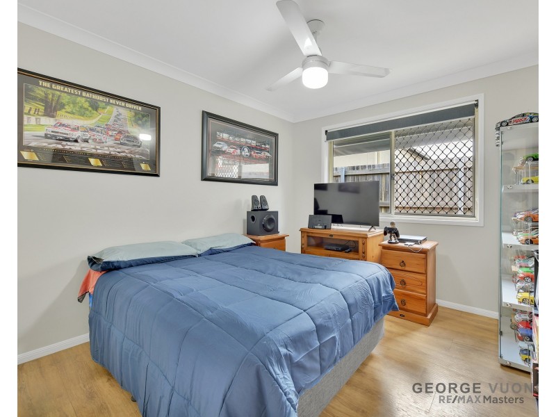 23 Moran Cr, Forest Lake QLD 4078