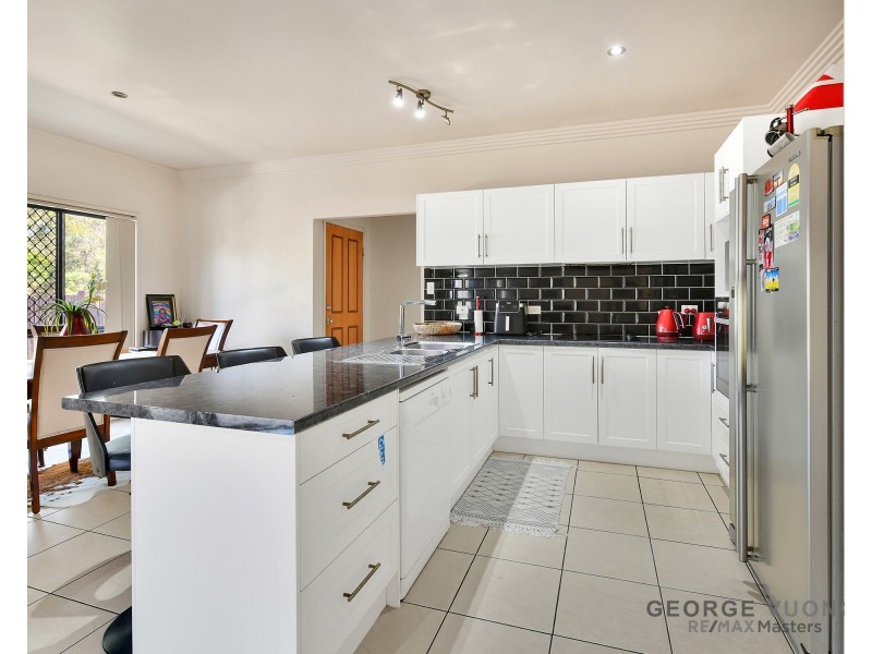 6 Desoto Pl, Forest Lake QLD 4078