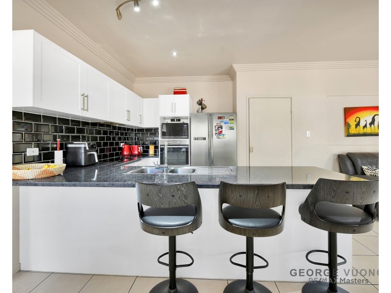 6 Desoto Pl, Forest Lake QLD 4078