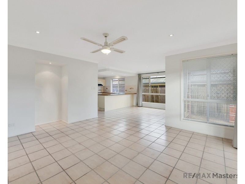 26 Macquarie Cct, Forest Lake QLD 4078