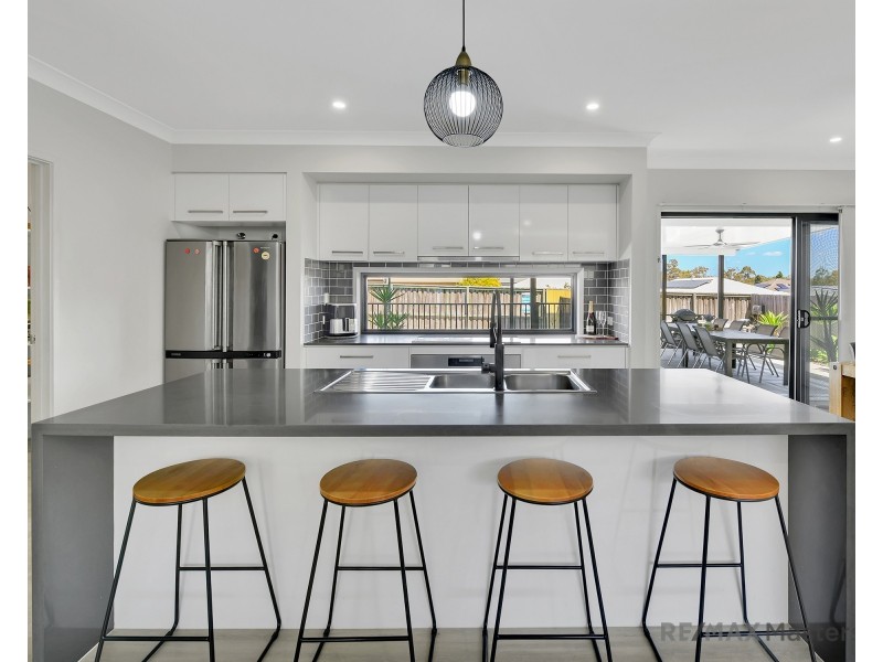 7 Elliot St, Heathwood QLD 4110