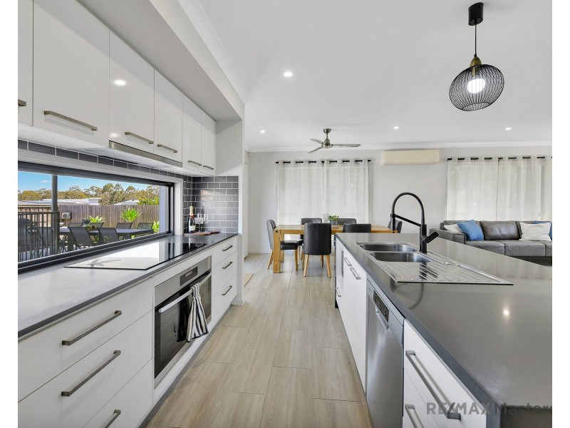 7 Elliot St, Heathwood QLD 4110