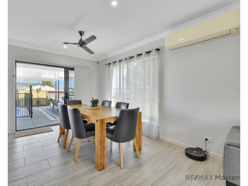 7 Elliot St, Heathwood QLD 4110