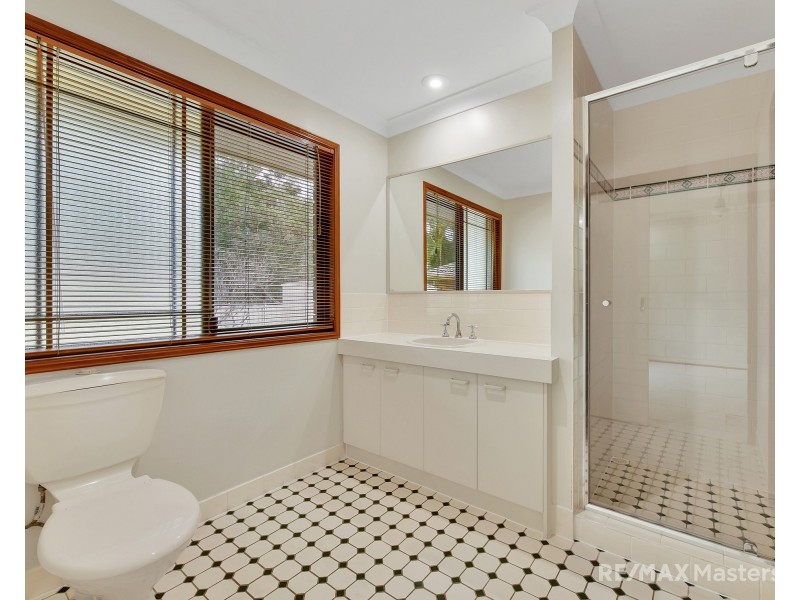 7 Wivenhoe Cct, Forest Lake QLD 4078