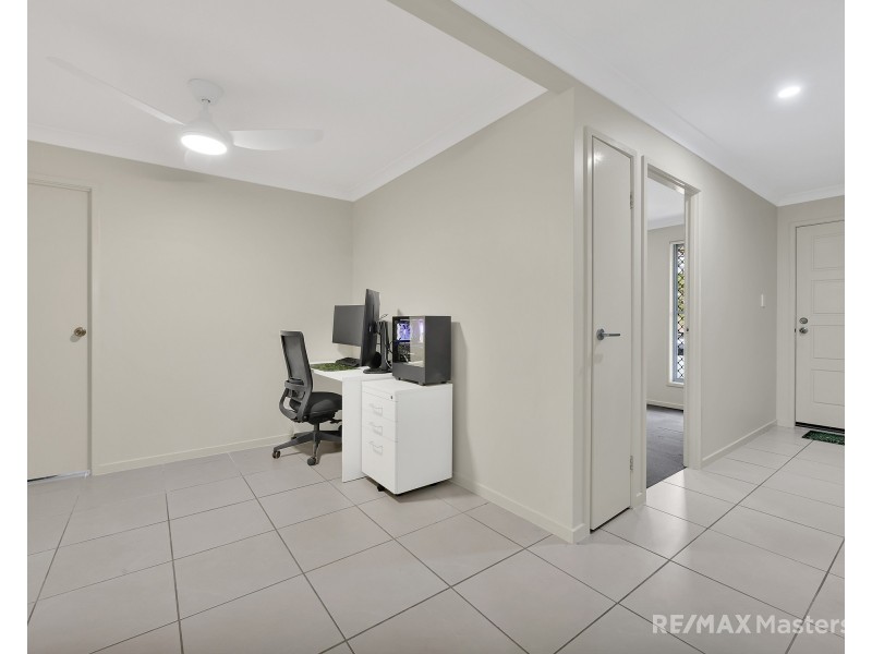 14 Flower Pl, Richlands QLD 4077