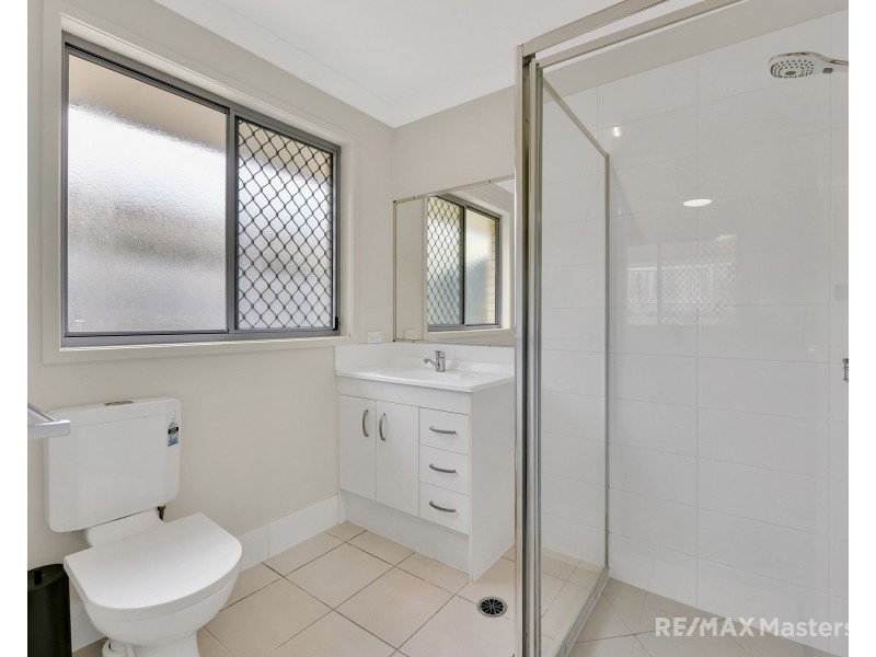 14 Flower Pl, Richlands QLD 4077