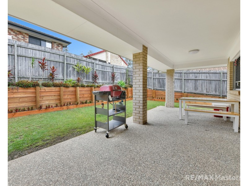 14 Flower Pl, Richlands QLD 4077