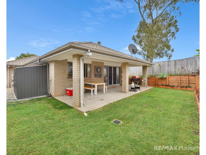 14 Flower Pl, Richlands QLD 4077