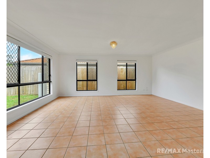 17 Anatini Pl, Forest Lake QLD 4078