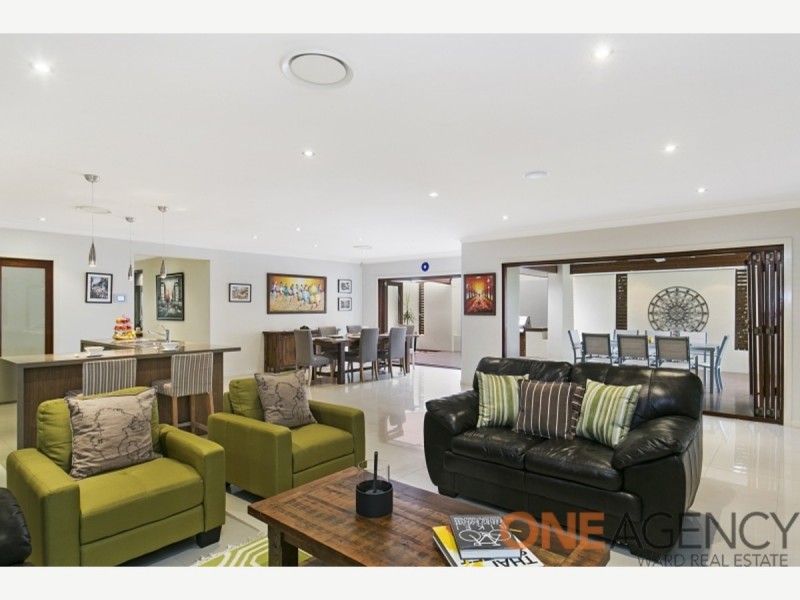 4 Kipfler Lane, Warner QLD 4500