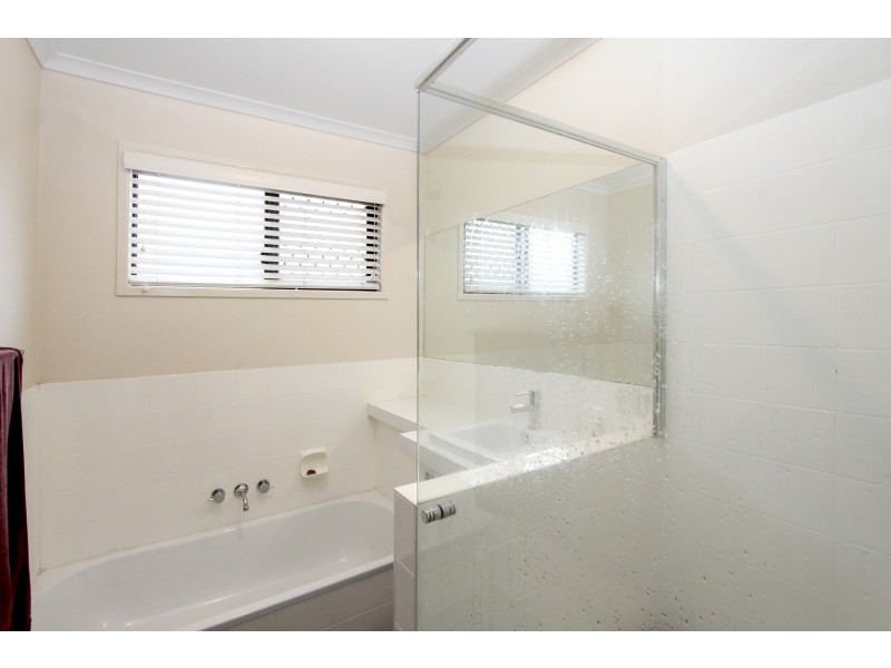 52 Dean Street, Bray Park QLD 4500