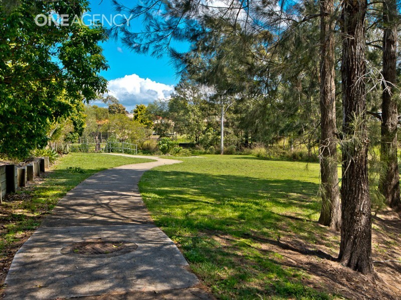 7/3 Tamari Place, Petrie QLD 4502