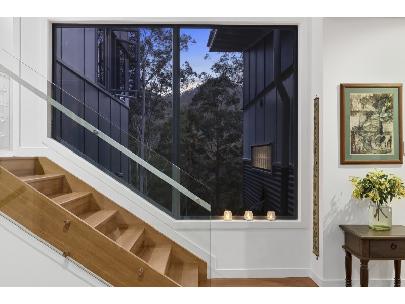 10 Dairy Farm Lane, Cedar Creek QLD 4520