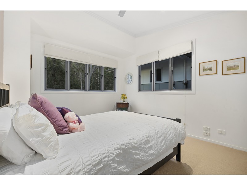 10 Dairy Farm Lane, Cedar Creek QLD 4520