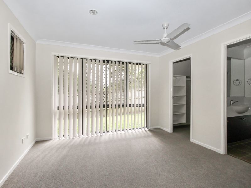 39 Bella Street, Cashmere QLD 4500