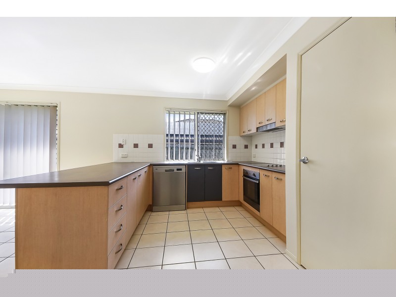 7 Parrey Court, Rothwell QLD 4022