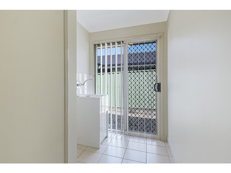 7 Parrey Court, Rothwell QLD 4022