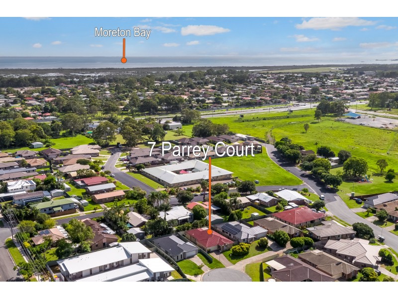 7 Parrey Court, Rothwell QLD 4022
