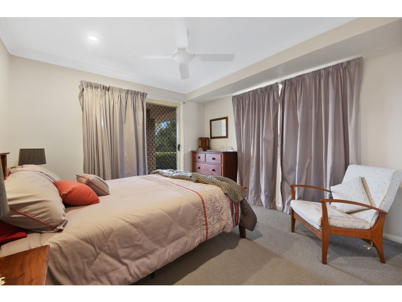 6 Crebra Lane, Cashmere QLD 4500