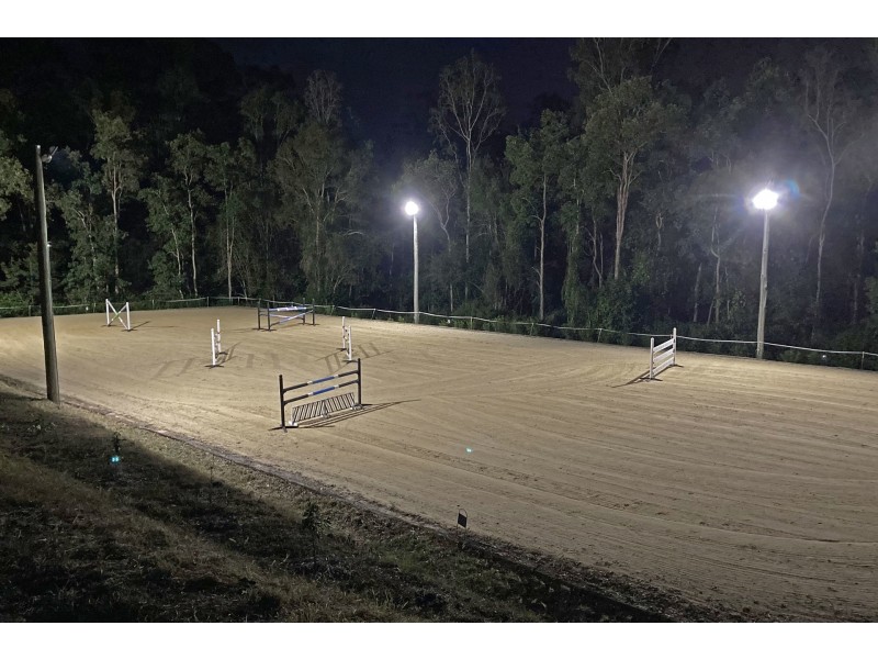 10 Arnan Court, Samford Valley QLD 4520