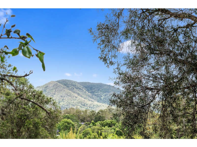 10 Arnan Court, Samford Valley QLD 4520