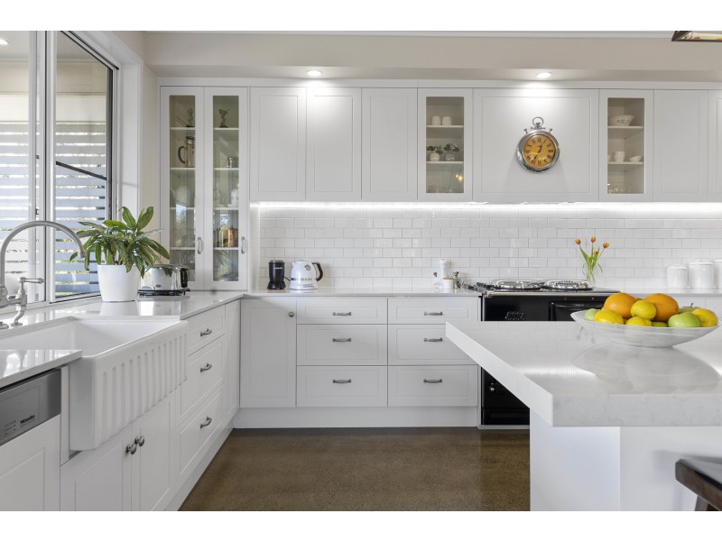 13 Tralisa Court, Samford Valley QLD 4520