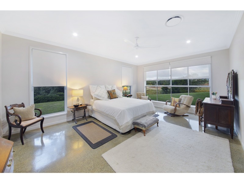 13 Tralisa Court, Samford Valley QLD 4520