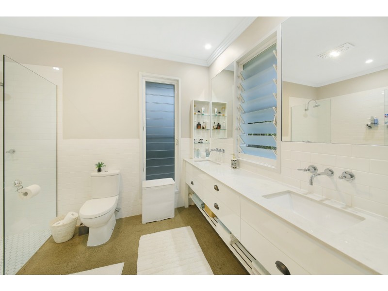 13 Tralisa Court, Samford Valley QLD 4520