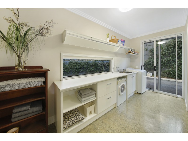 13 Tralisa Court, Samford Valley QLD 4520