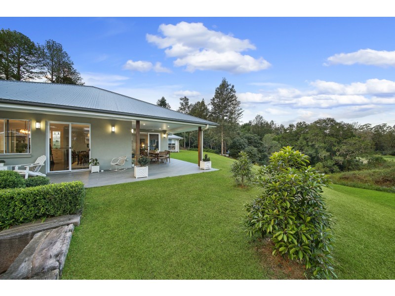 13 Tralisa Court, Samford Valley QLD 4520