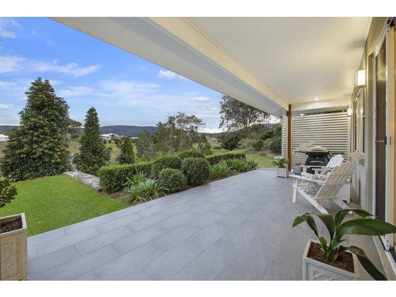 13 Tralisa Court, Samford Valley QLD 4520