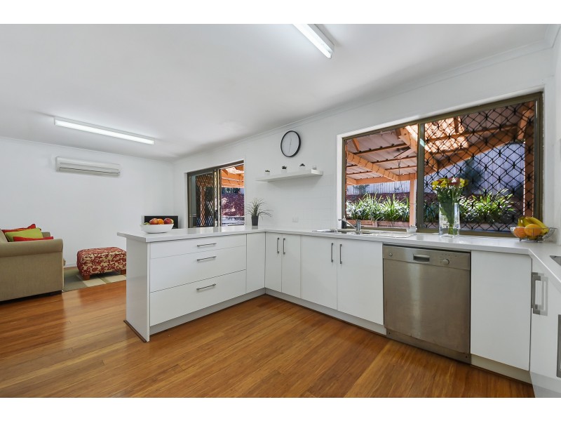 6 Agnew Street, Aspley QLD 4034