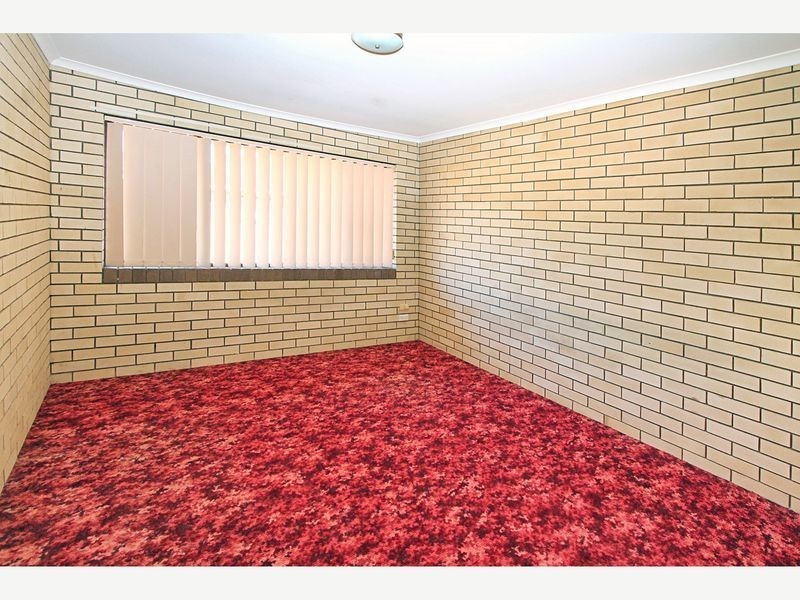 8/17 River Street, Petrie QLD 4502