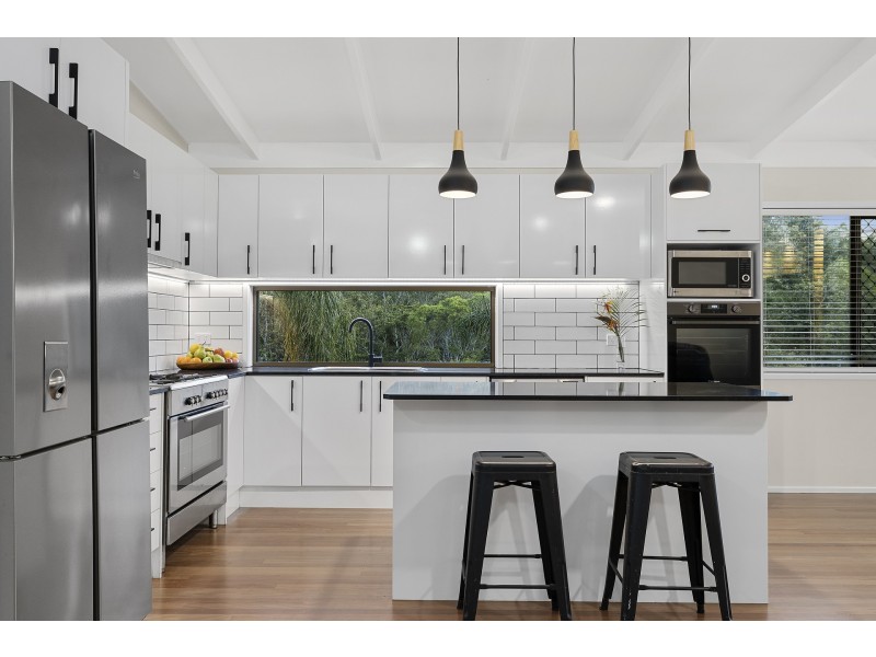 13 Woodview Street, Samford Valley QLD 4520