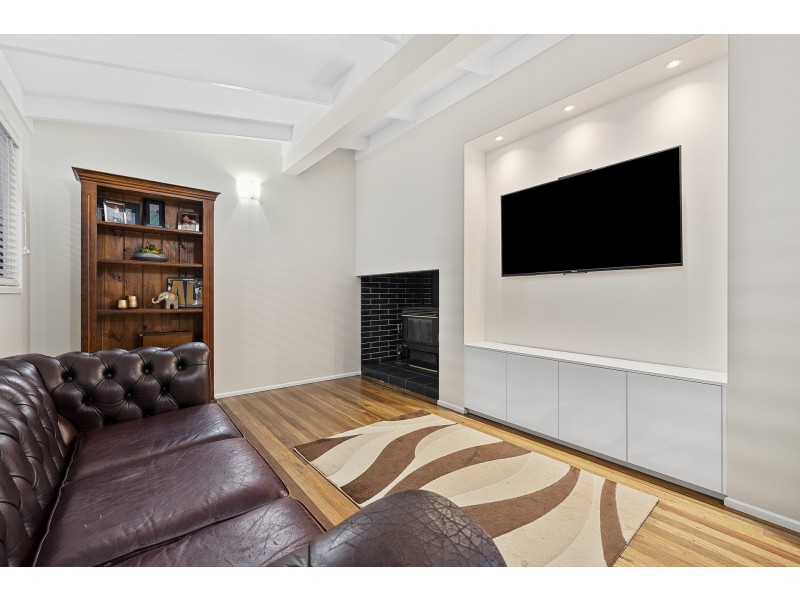 13 Woodview Street, Samford Valley QLD 4520