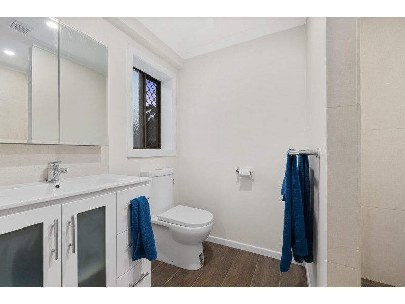 13 Woodview Street, Samford Valley QLD 4520