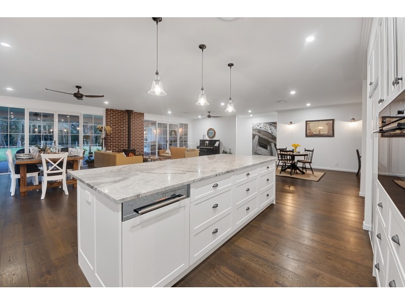 18 Kim Kerin Place, Wights Mountain QLD 4520