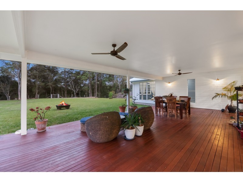 18 Kim Kerin Place, Wights Mountain QLD 4520