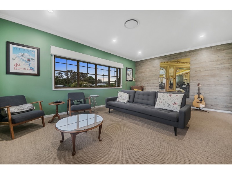 18 Kim Kerin Place, Wights Mountain QLD 4520