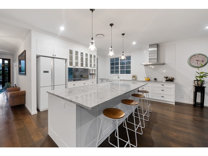 18 Kim Kerin Place, Wights Mountain QLD 4520