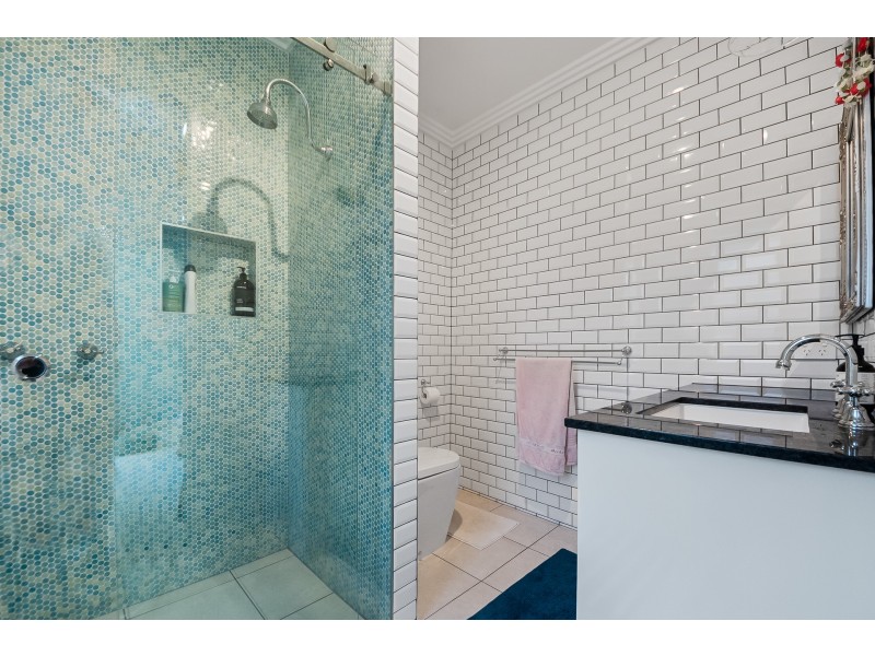 18 Kim Kerin Place, Wights Mountain QLD 4520