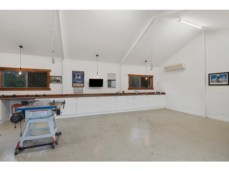 18 Kim Kerin Place, Wights Mountain QLD 4520