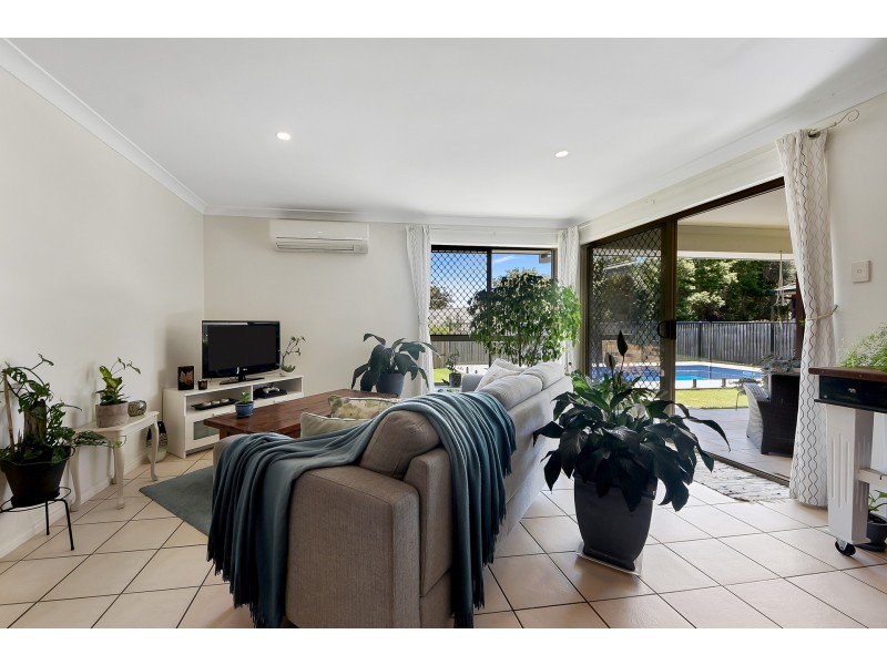 3 Katelyn Court, Cashmere QLD 4500