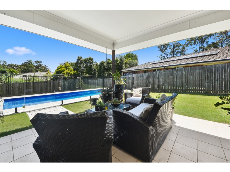3 Katelyn Court, Cashmere QLD 4500