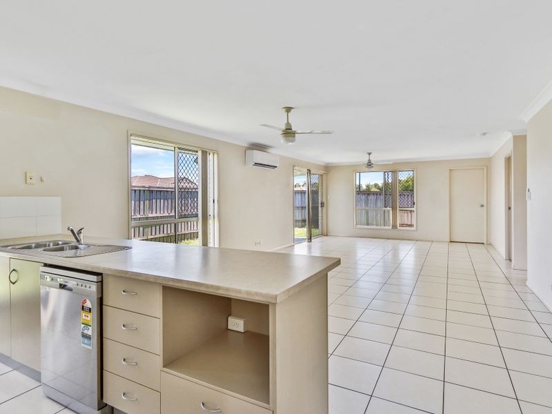 2 Dauntless Lane, Bray Park QLD 4500