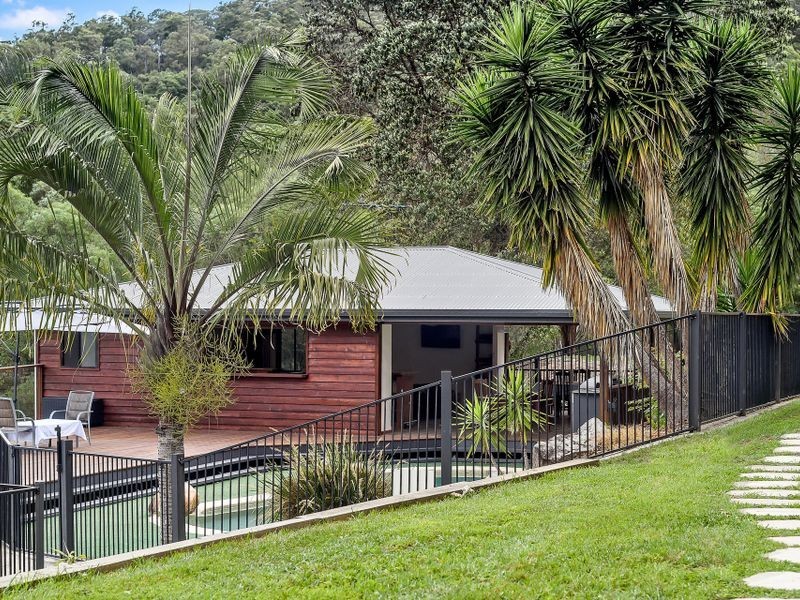 13 Woodview Street, Samford Valley QLD 4520