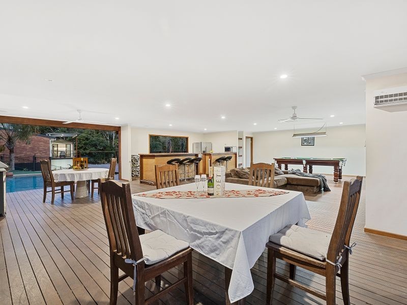 13 Woodview Street, Samford Valley QLD 4520